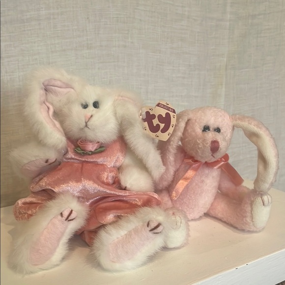 Ty Beanie Babies White and Pink Bunnies - Picture 1 of 3